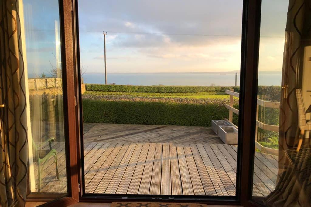 Whitehead Holiday Cottage 外观 照片